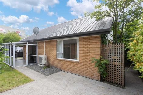 Photo of property in 35 Dilworth Street, Riccarton, Christchurch, 8041
