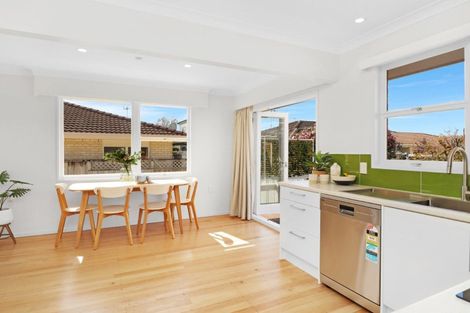 Photo of property in 9a Lilac Place, Otumoetai, Tauranga, 3110