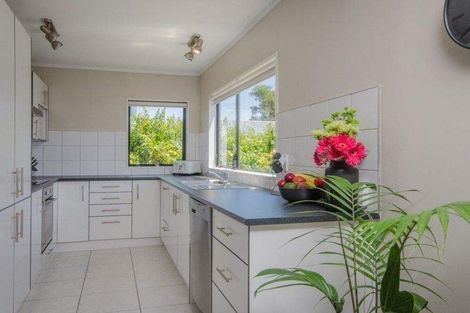 Photo of property in 76a Panorama Road, Mount Wellington, Auckland, 1060