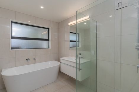 Photo of property in 17 Parawai Street, Marshland, Christchurch, 8083