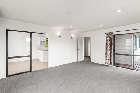 Photo of property in 18 Forglen Place, Tawa, Wellington, 5028