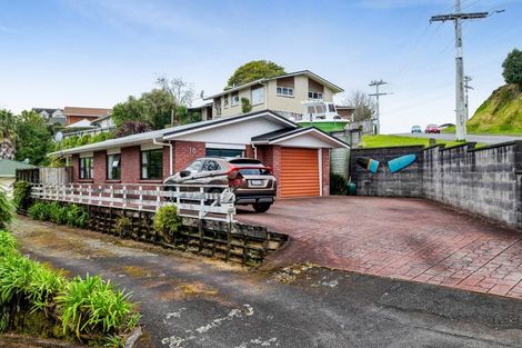 Photo of property in 10 Clawton Street, Westown, New Plymouth, 4310