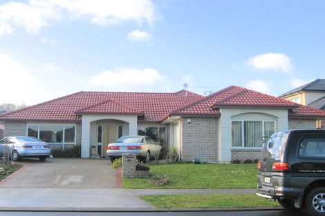Photo of property in 21 Thornbury Crescent, East Tamaki Heights, Auckland, 2016