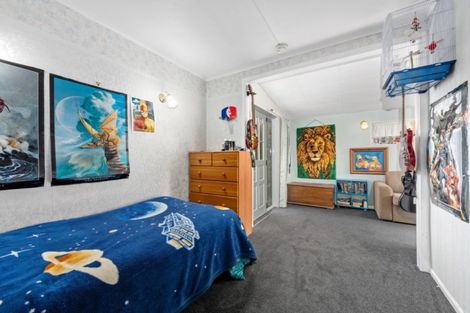 Photo of property in 5 Parera Grove, Heretaunga, Upper Hutt, 5018