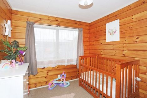 Photo of property in 2/134 Clevedon Road, Papakura, 2110