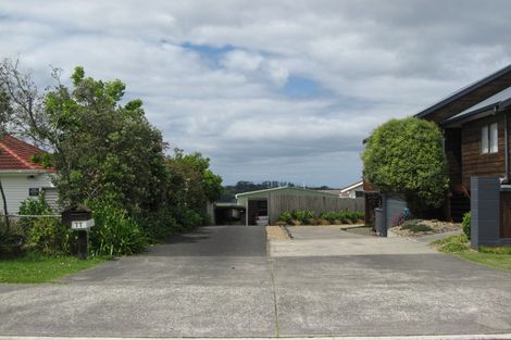 Photo of property in 77 Tiri Road, Tindalls Beach, Whangaparaoa, 0930