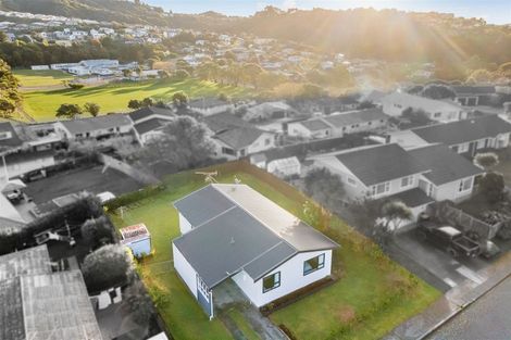 Photo of property in 110 Leeward Drive, Whitby, Porirua, 5024