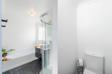 Photo of property in 9 Mangaroa Hill Road, Maoribank, Upper Hutt, 5018