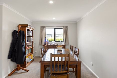 Photo of property in 2/22 Iwi Road, Baverstock, Hamilton, 3289