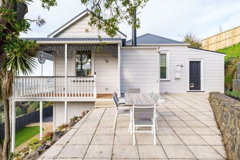 Photo of property in 2 Carson Street, Mornington, Dunedin, 9011
