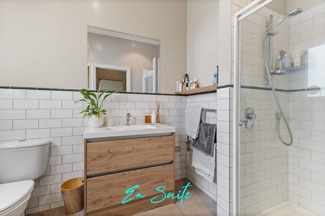 Photo of property in 47 Waipuia Place, Greenhithe, Auckland, 0632