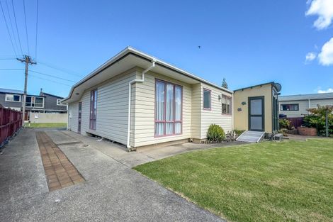 Photo of property in 6 Seaview Avenue, Te Puru, Thames, 3575