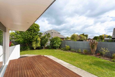 Photo of property in 39 Camden Street, Redwood, Christchurch, 8051