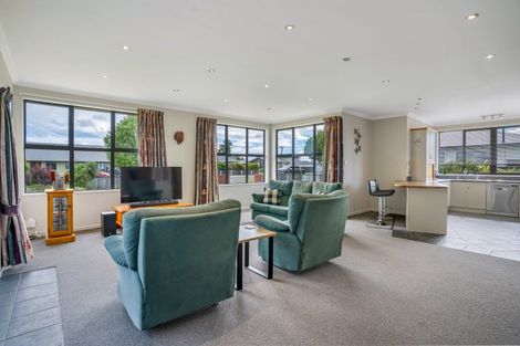 Photo of property in 29 Church Street, Winton, 9720