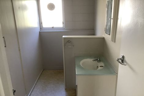 Photo of property in 8 Anzac Parade, Hamilton Central, Hamilton, 3204