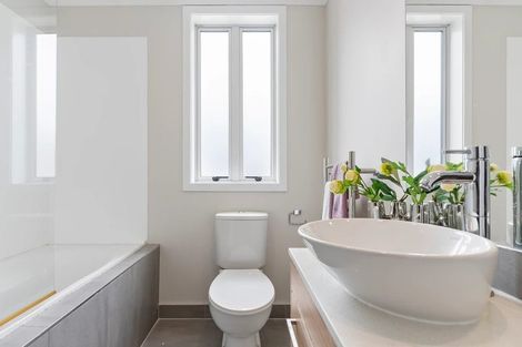 Photo of property in 41 Adamson Road, Flat Bush, Auckland, 2019