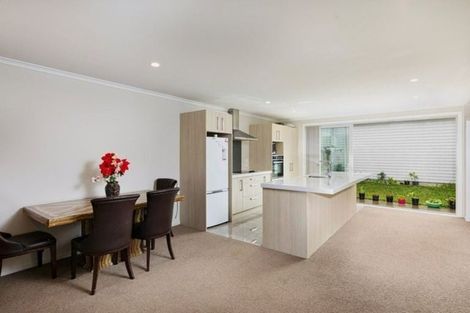 Photo of property in 41 Hollowout Street, Takanini, 2112