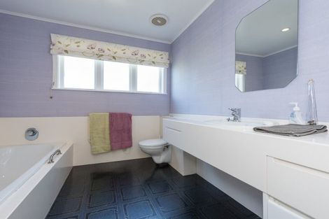 Photo of property in 26 Marsden Avenue, Karori, Wellington, 6012