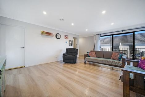 Photo of property in 10c Finchley Road, Torbay, Auckland, 0632