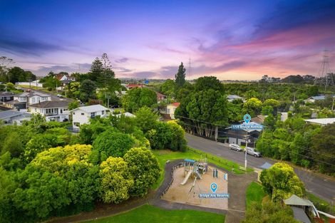 Photo of property in 15a Bridge Avenue, Te Atatu South, Auckland, 0610