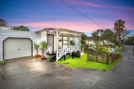 Photo of property in 2/46 View Road, Henderson, Auckland, 0612