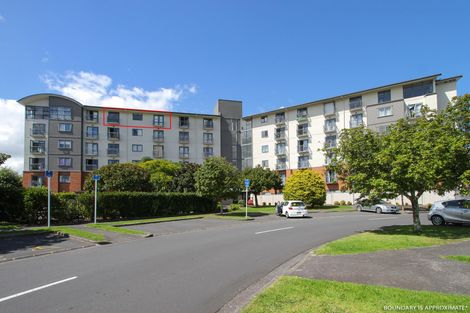 Photo of property in 5b/10 Crown Lynn Place, New Lynn, Auckland, 0600