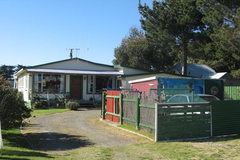 Photo of property in 7 Forest Road, Waitarere Beach, Levin, 5510