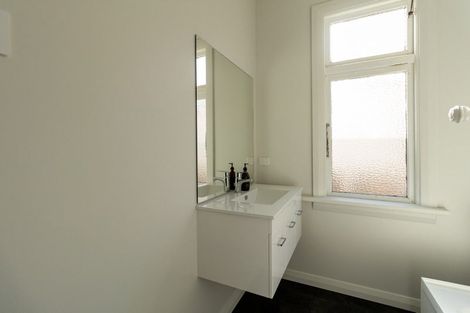 Photo of property in 51 Somerville Street, Andersons Bay, Dunedin, 9013