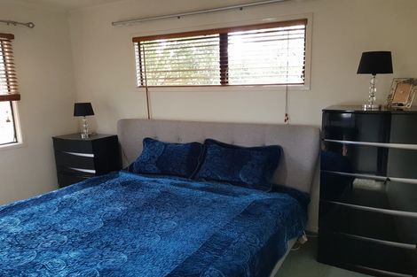 Photo of property in 2 Reseda Place, Papatoetoe, Auckland, 2025