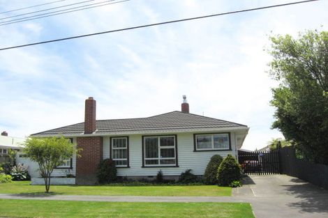 Photo of property in 14 Newport Street, Avondale, Christchurch, 8061