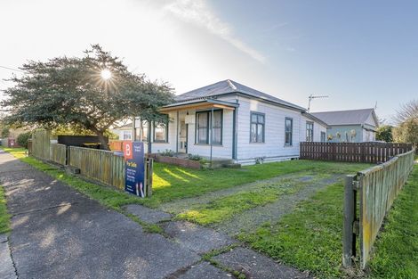 Photo of property in 62 Mako Mako Road, Levin, 5510