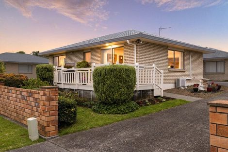 Photo of property in 4/169 Wellington Street, Pukekohe, 2120