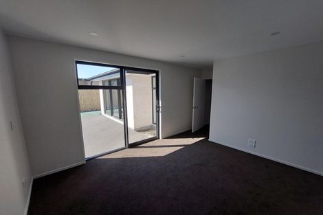 Photo of property in 17 Sarah Nicholls Street, Belfast, Christchurch, 8051