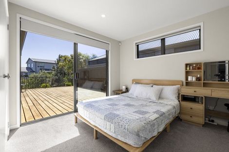 Photo of property in 27 Tangaroa Place, Poike, Tauranga, 3112