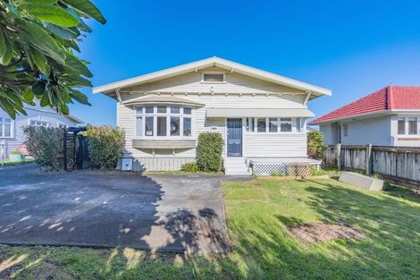 Photo of property in 195 Mount Smart Road, Onehunga, Auckland, 1061