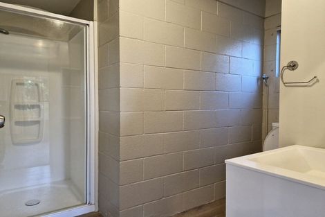 Photo of property in 111 Glenpark Avenue, Frankleigh Park, New Plymouth, 4310