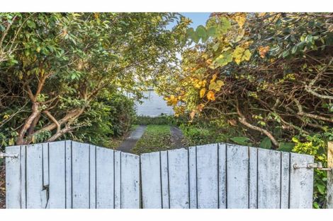 Photo of property in 2 Kawau View Road, Snells Beach, 0920