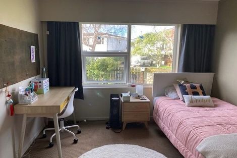 Photo of property in 70 Oriel Avenue, Tawa, Wellington, 5028