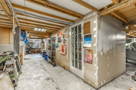 Photo of property in 2 Clyde Street, Gore, 9710