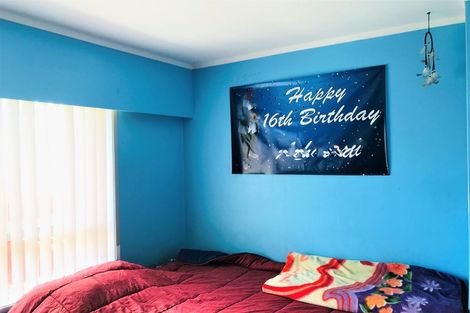 Photo of property in 5 Lendenfeld Drive, Papatoetoe, Auckland, 2025