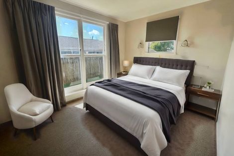 Photo of property in 81 Edmonton Road, Henderson, Auckland, 0612