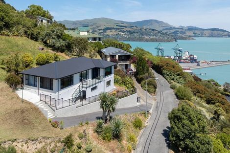 Photo of property in 10 Foster Terrace, Lyttelton, 8082