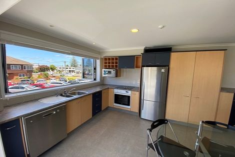 Photo of property in 4/19 Victoria Road, Mount Maunganui, 3116