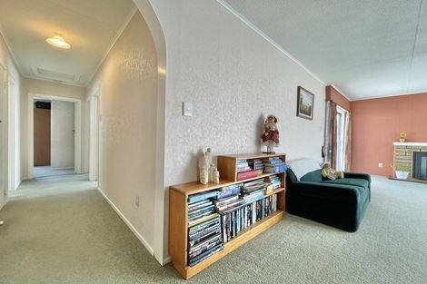 Photo of property in 10 Ruru Place, Tokoroa, 3420