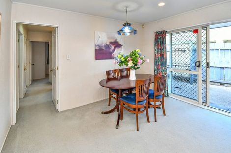 Photo of property in 4/147 Hill Road, Manurewa, Auckland, 2105