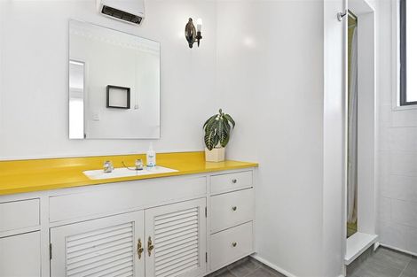 Photo of property in 10 Ruddenklau Lane, Bishopdale, Christchurch, 8053