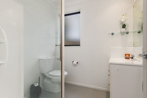 Photo of property in 63 Ruapehu Drive, Fitzherbert, Palmerston North, 4410