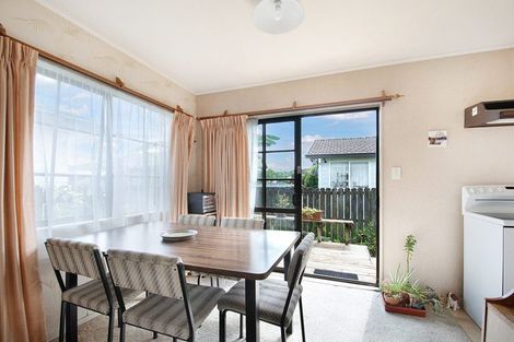Photo of property in 1/215 Waitemata Drive, Ranui, Auckland, 0612