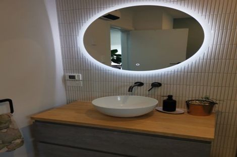 Photo of property in 263 Mount Pleasant Road, Mount Pleasant, Christchurch, 8081