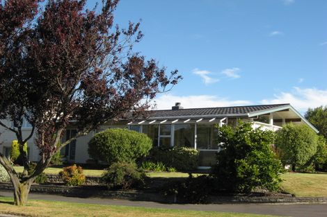 Photo of property in 39 Harrowdale Drive, Avonhead, Christchurch, 8042
